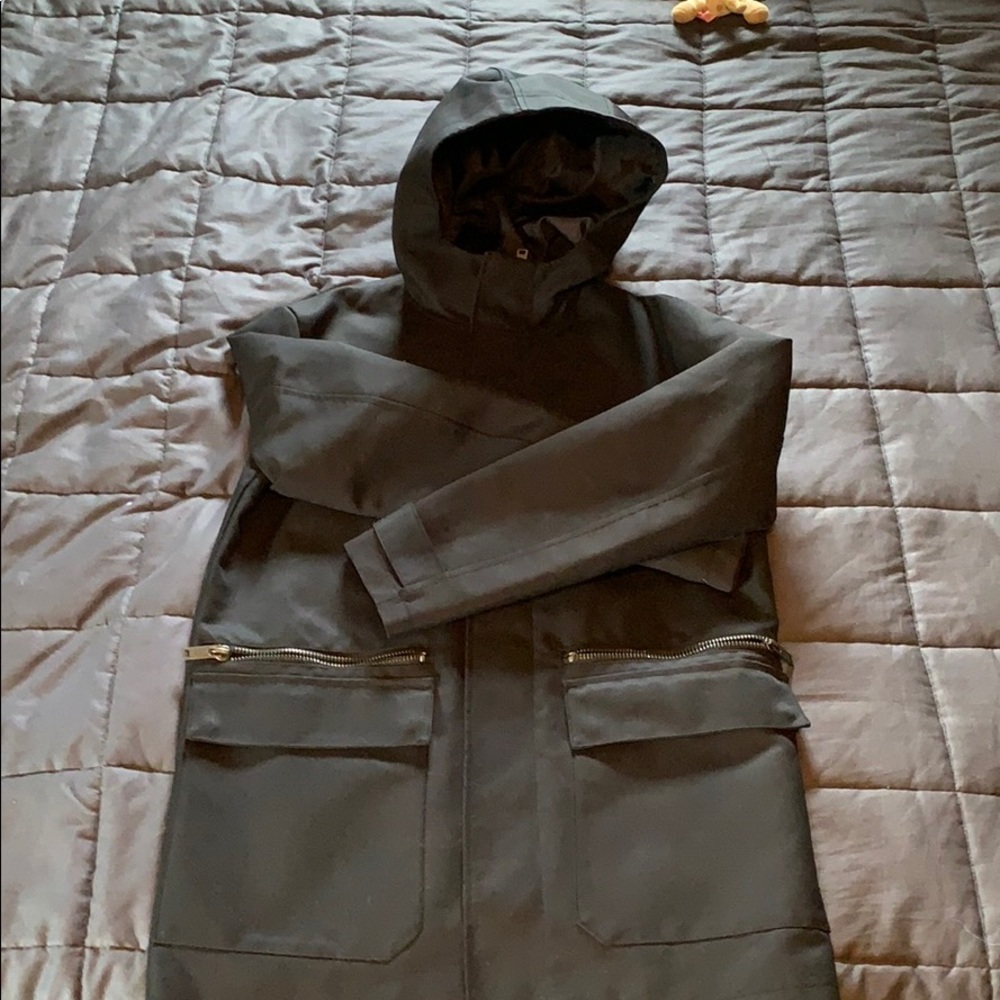 HM 3/4 trench coat